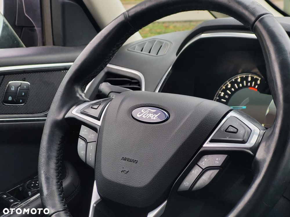 Ford Galaxy 2.0 TDCi Titanium - 16