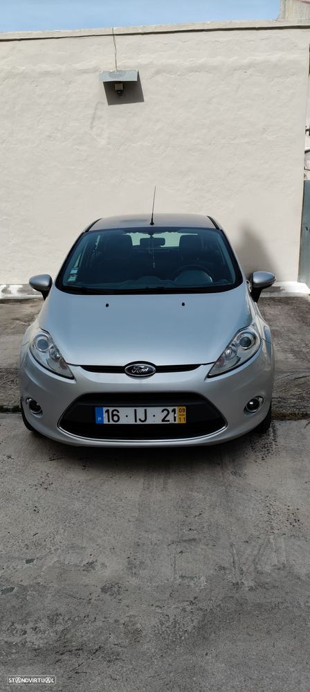 Ford Fiesta 1.4 TDCI Titanium - 1