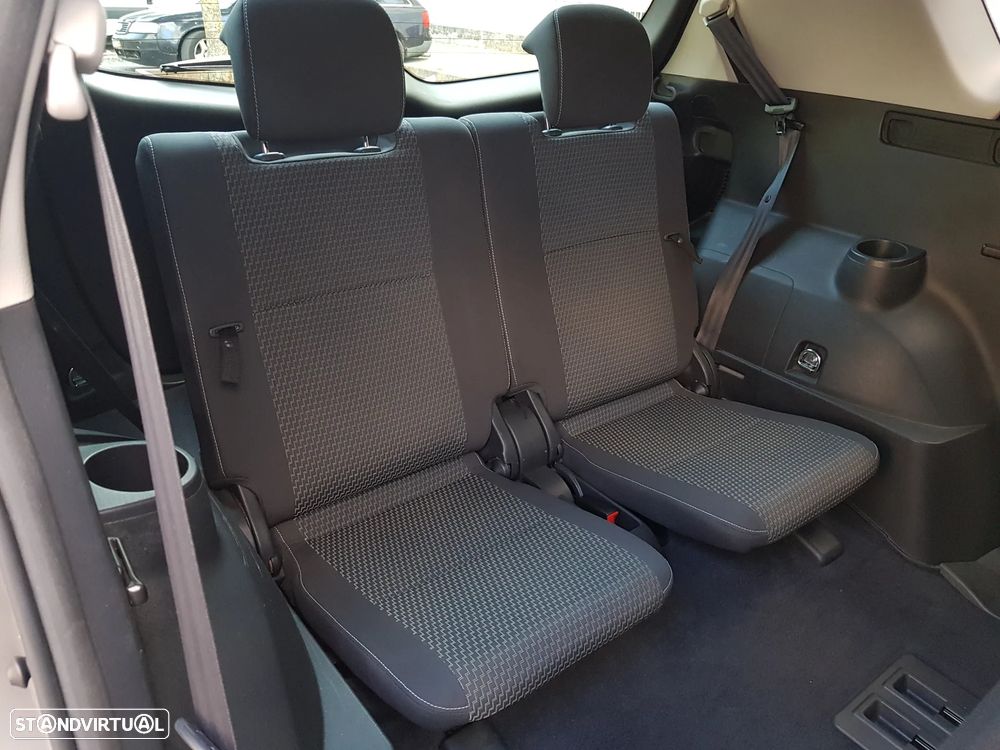 Toyota Verso 2.0 D-4D Exclusive+NAVI - 42