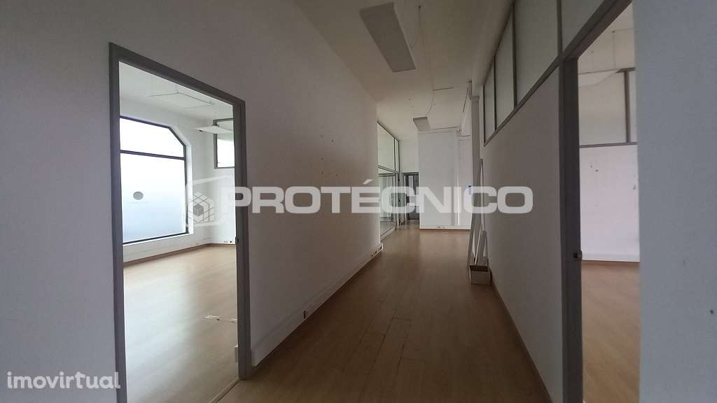 Loja Avenida Europa - Grande imagem: 3/15