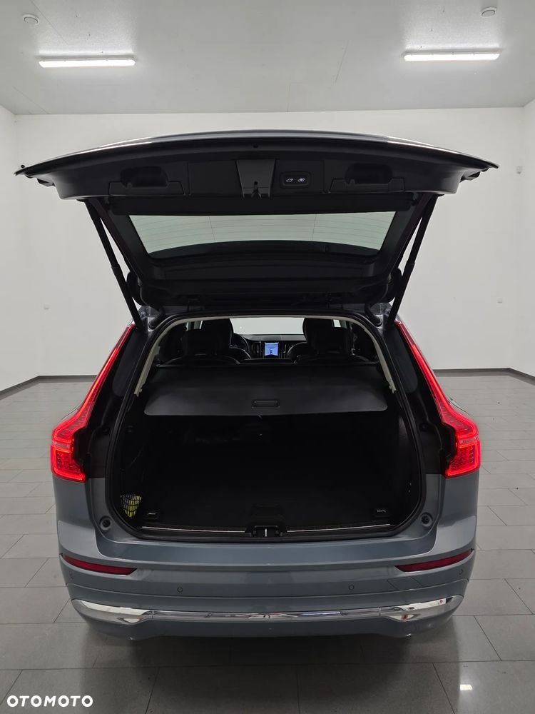 Volvo XC 60 B5 D AWD Geartronic Inscription - 39