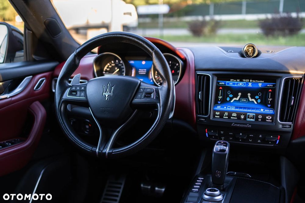 Maserati Levante - 28