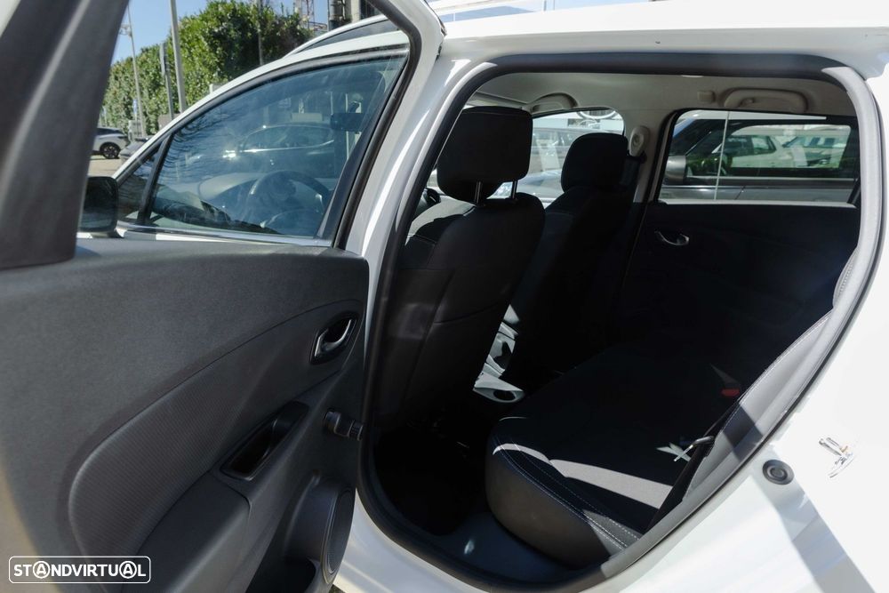 Renault Clio Sport Tourer 1.5 dCi Limited - 17
