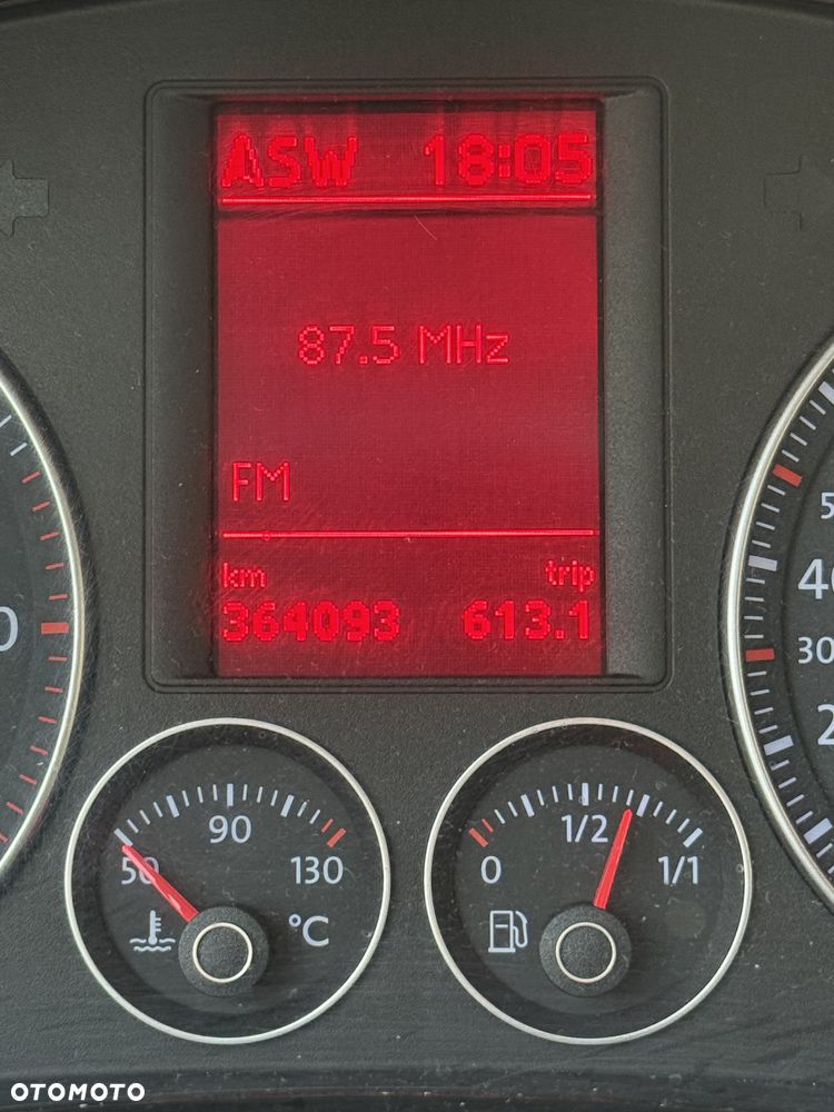 Volkswagen Golf 2.0 TDI United - 36