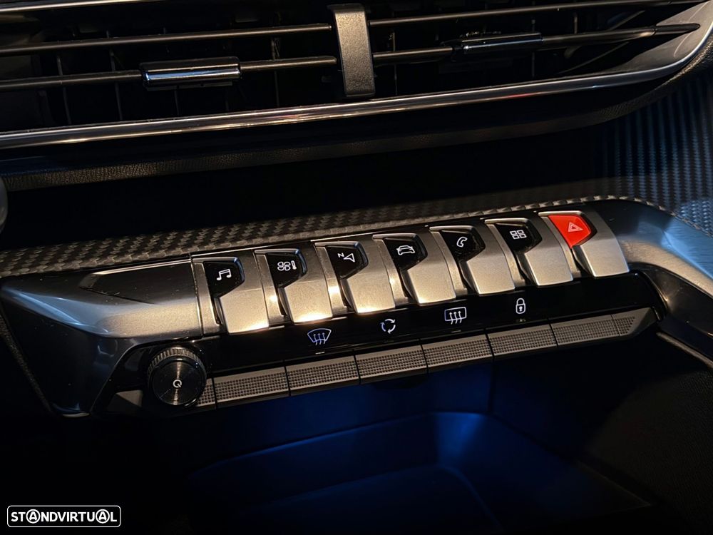 Peugeot 3008 1.5 BlueHDi Allure EAT8 - 22