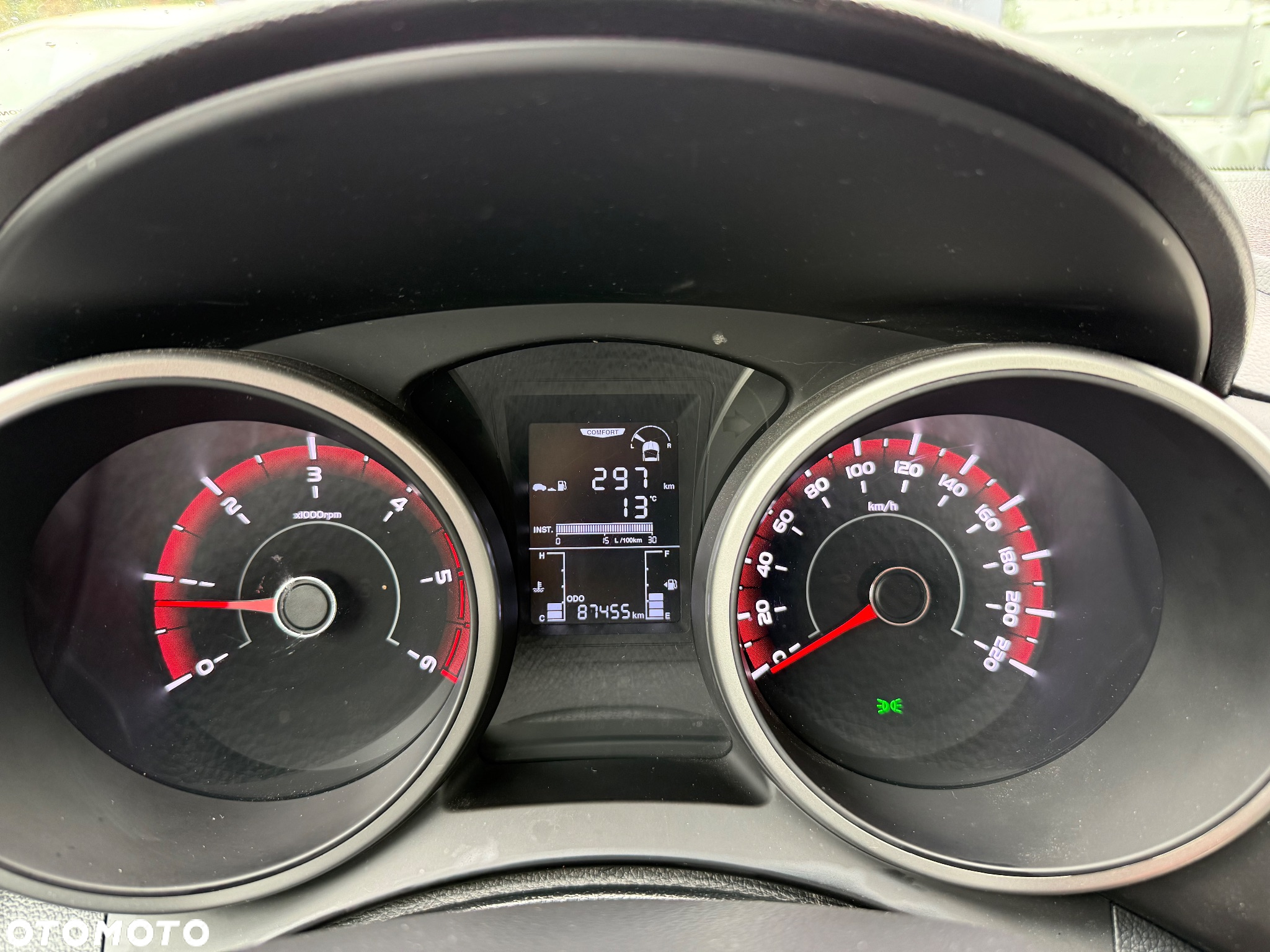 SsangYong/KGM Tivoli 1.6 D Crystal Base - 8