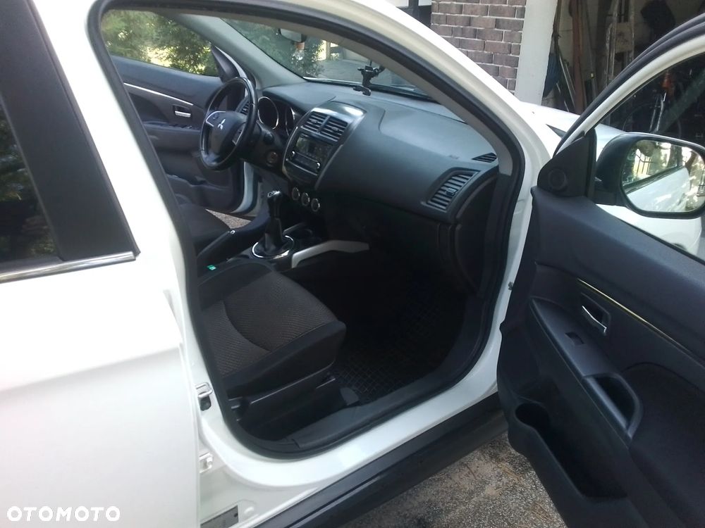 Mitsubishi ASX 1.6 Invite - 8