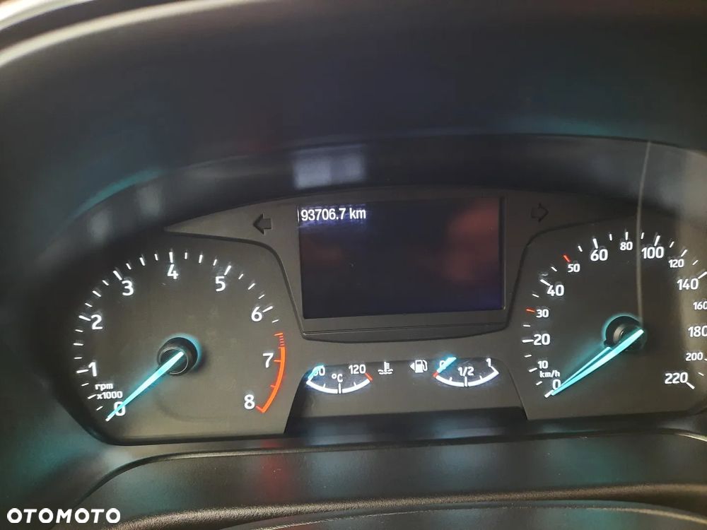 Ford Fiesta 1.0 EcoBoost S&S TITANIUM - 27