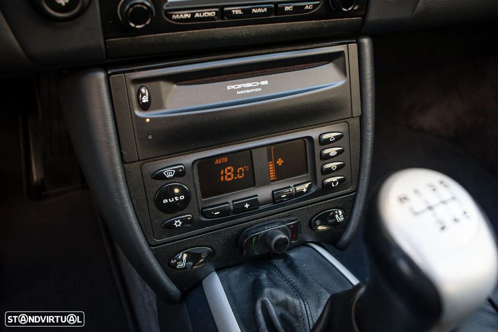 Porsche 911 (996) Turbo - 21