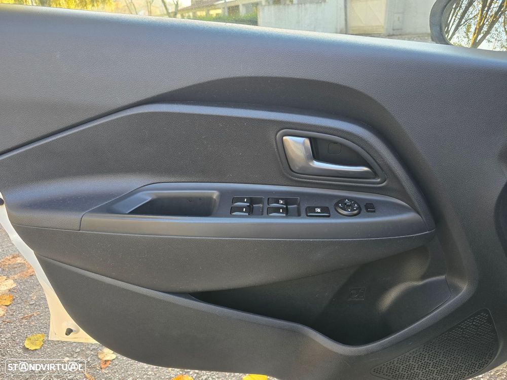 Kia Rio 1.2 CVVT LX - 18