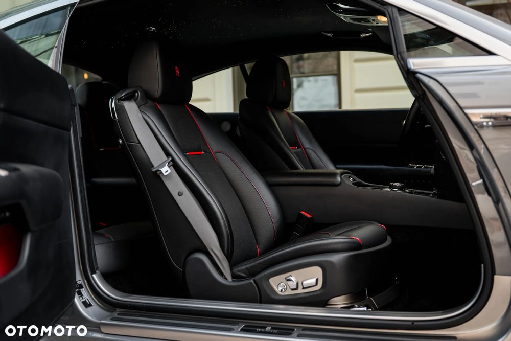 Rolls-Royce Wraith - 19
