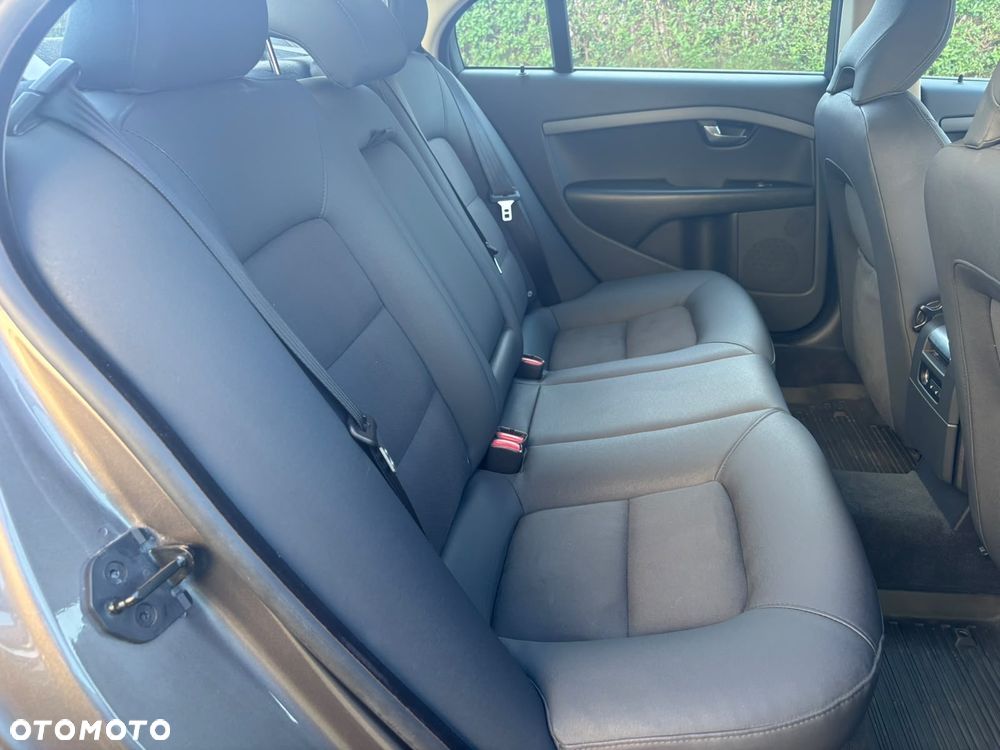 Volvo S80 2.0 Momentum - 9