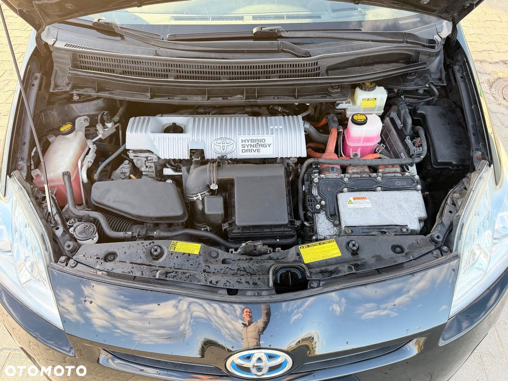 Toyota Prius 1.8 HSD Active - 27