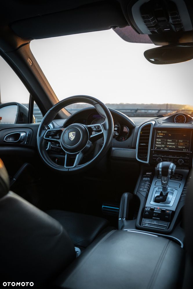 Porsche Cayenne S Diesel - 16