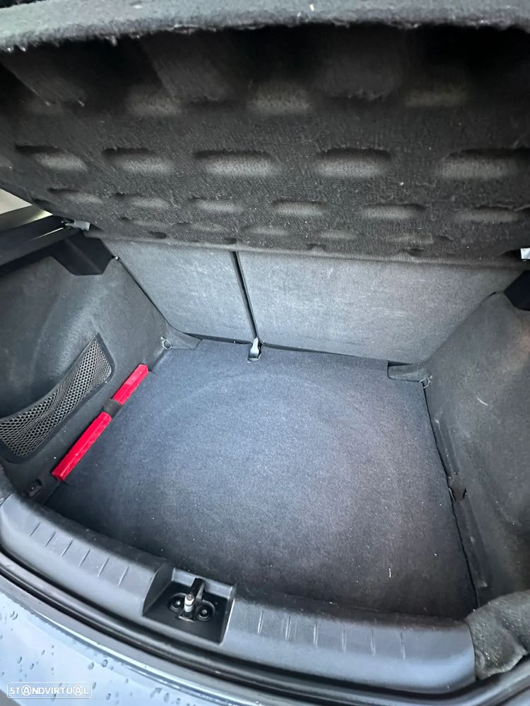 SEAT Leon 2.0 TDI FR - 14