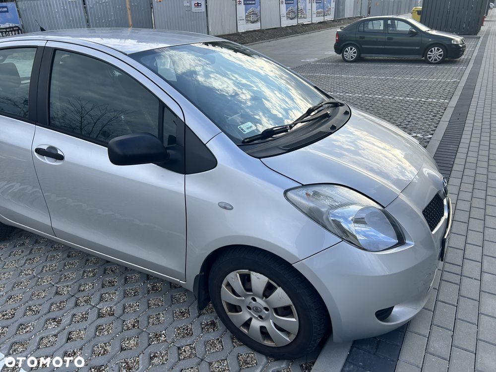 Toyota Yaris 1.3 Luna - 6