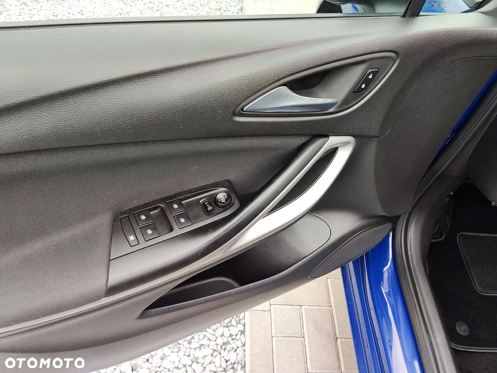 Opel Astra 1.6 D (CDTI) Start/Stop Innovation - 10