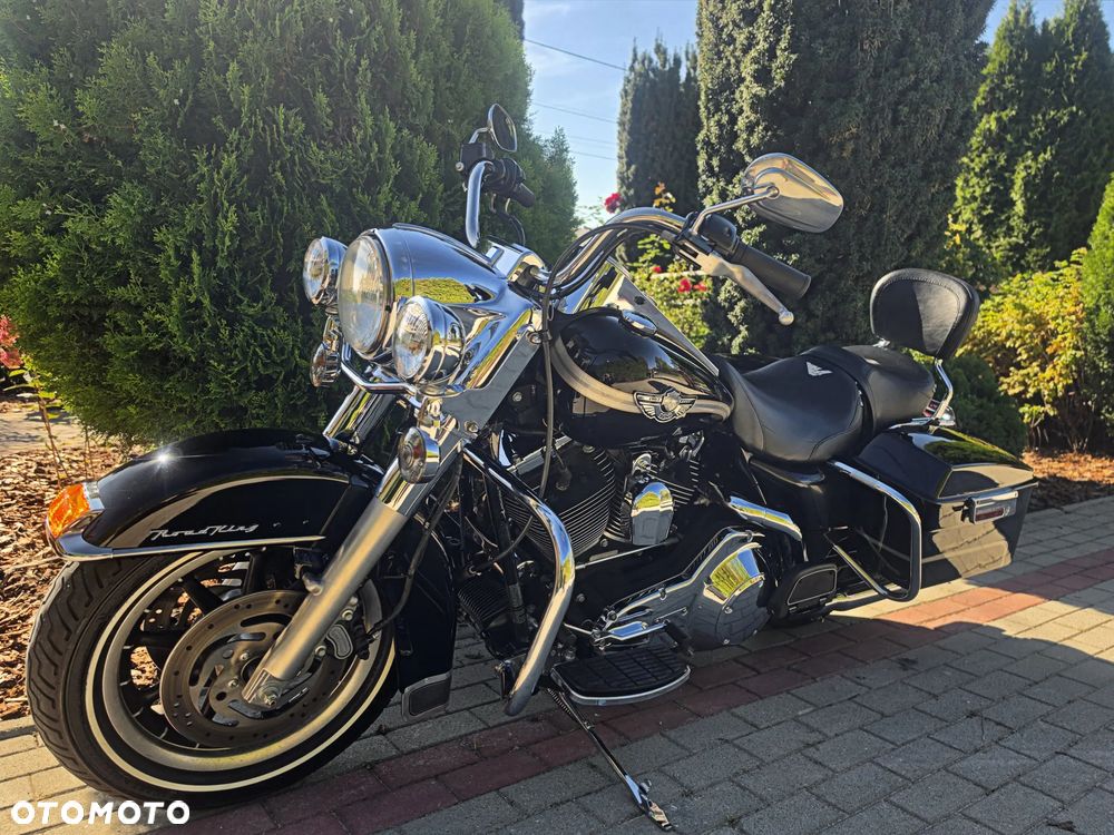 Harley-Davidson Touring Road King - 21