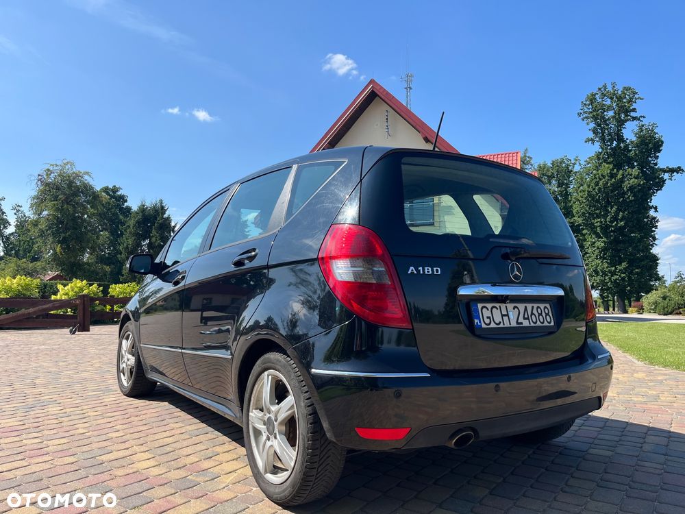 Mercedes-Benz Klasa A 180 Avantgarde EU5 - 8