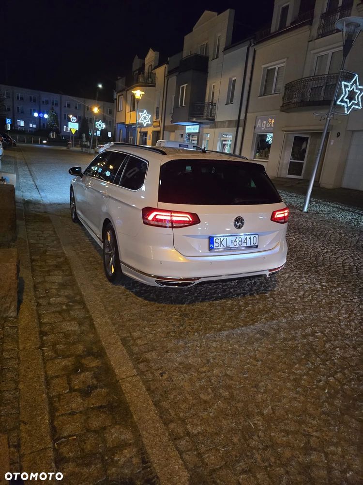 Volkswagen Passat 2.0 TDI (BlueMotion Technology) Highline - 19