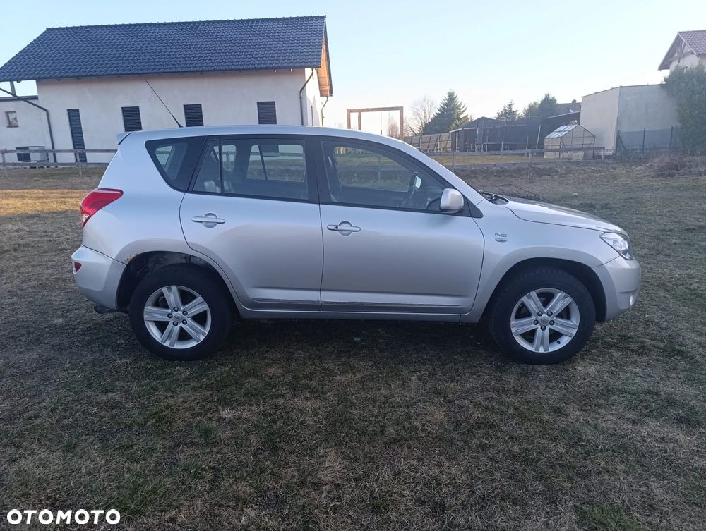 Toyota RAV4 2.2 D-4D Prestige - 2