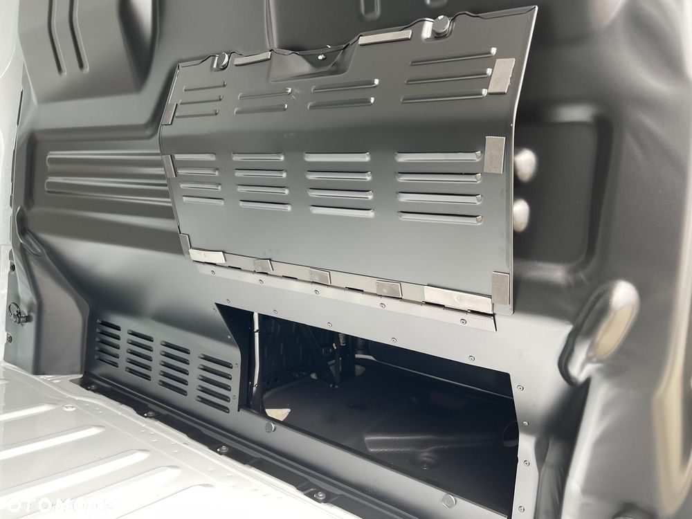 Volkswagen Transporter - 10
