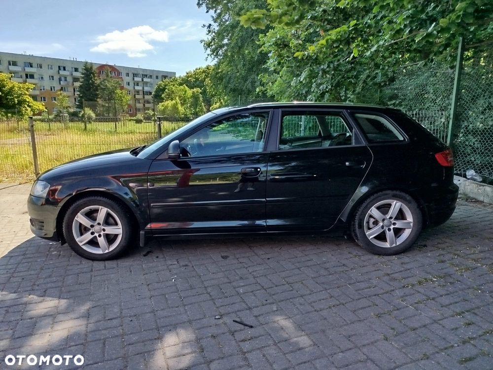 Audi A3 Sportback 1.6 TDI DPF Ambition - 1