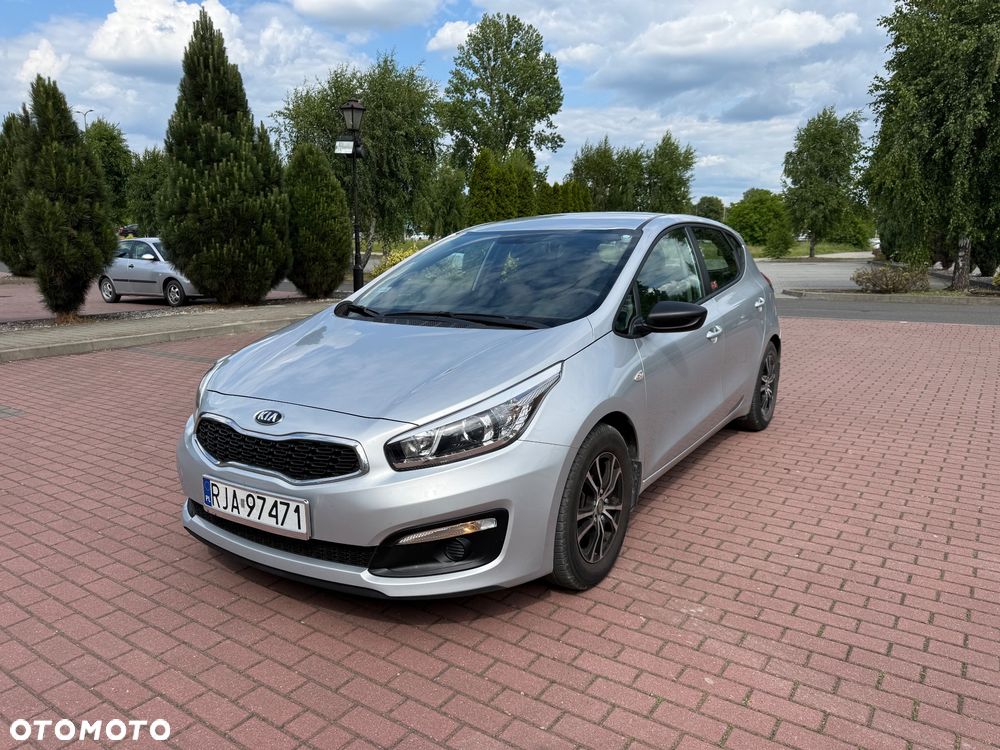 Hyundai i30 1.4 Comfort - 1
