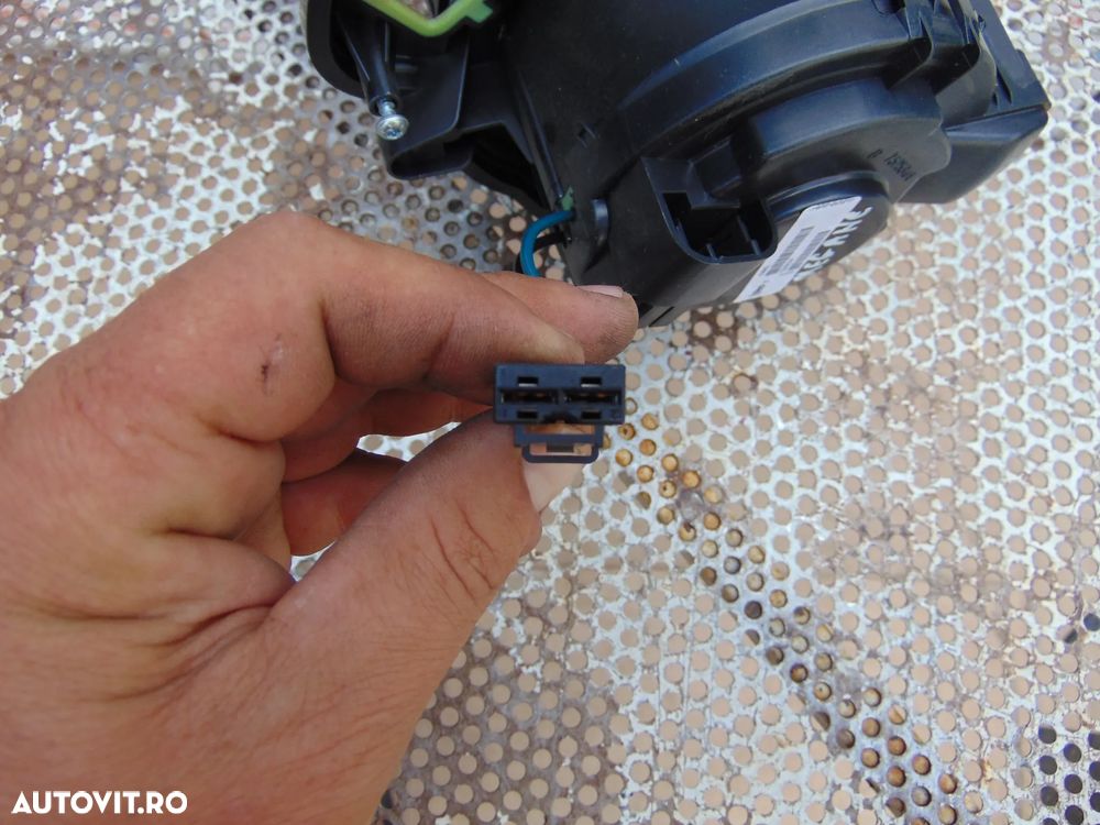 Motoras aeroterma Renault Megane 4 an 2016-2024 motoras ventilator bord megane 4 - 4