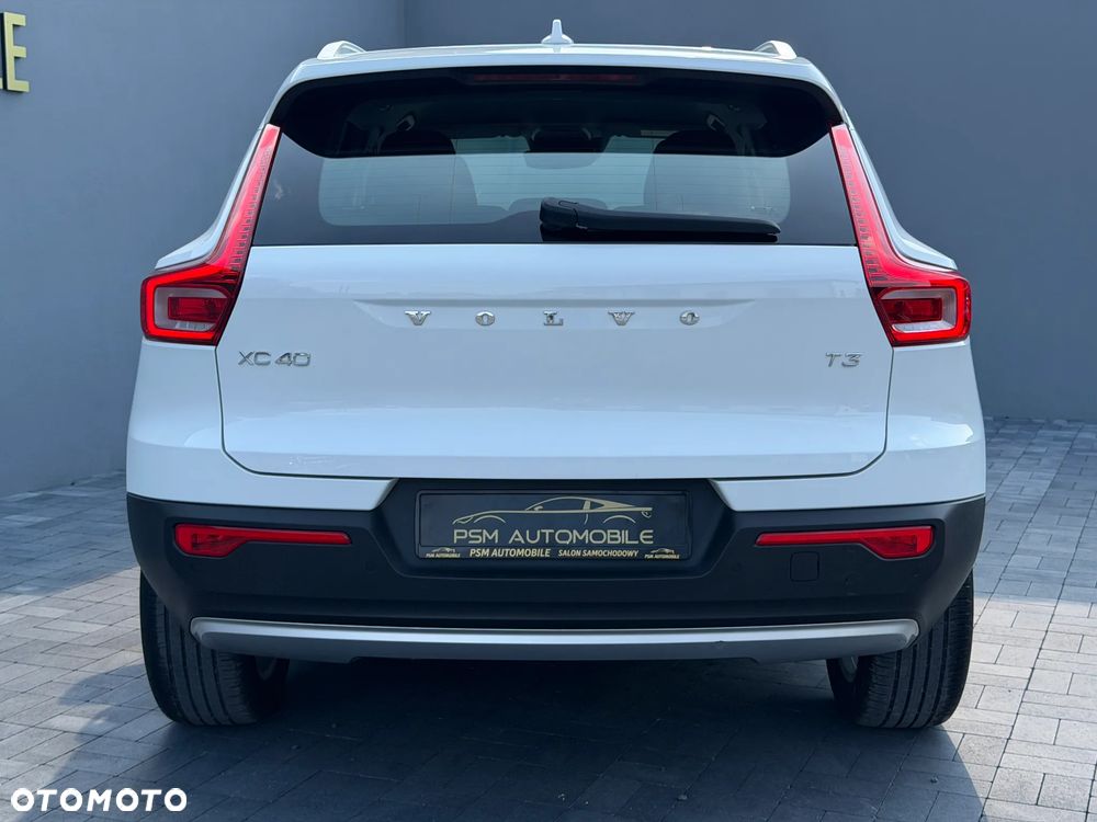 Volvo XC 40 T3 Momentum - 9