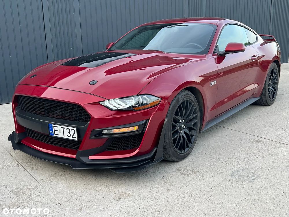 Ford Mustang - 1