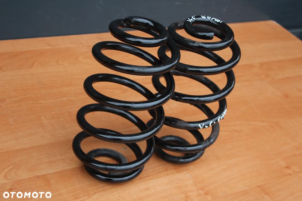 SPRĘŻYNY TYŁ TYLNE OPEL VECTRA C KOMBI KOMPLET - 3