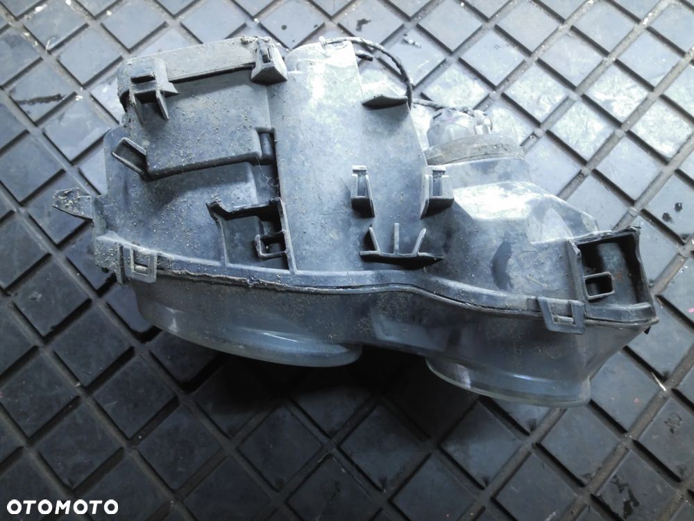 BMW E46 COMPACT LAMPA PRZOD LEWA - 2