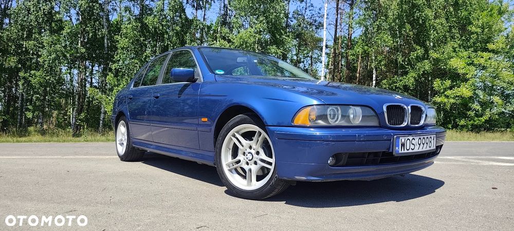 BMW Seria 5 525i - 1