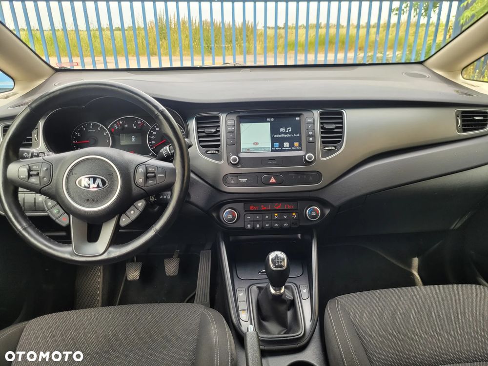 Kia Carens 1.6 GDI ISG Vision - 12