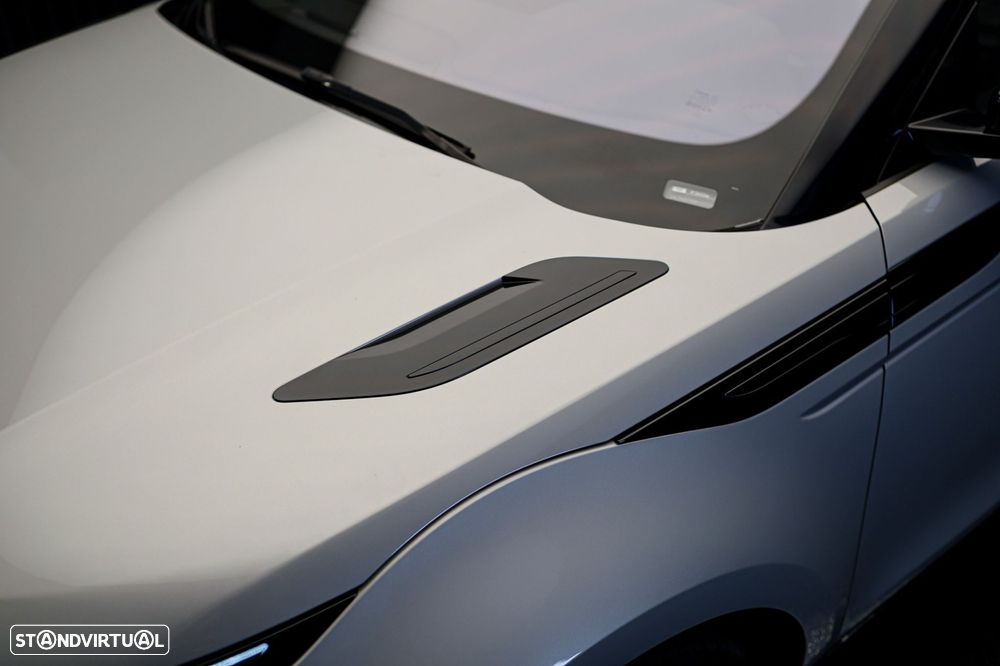 Land Rover Range Rover Evoque P300e R-Dynamic - 19