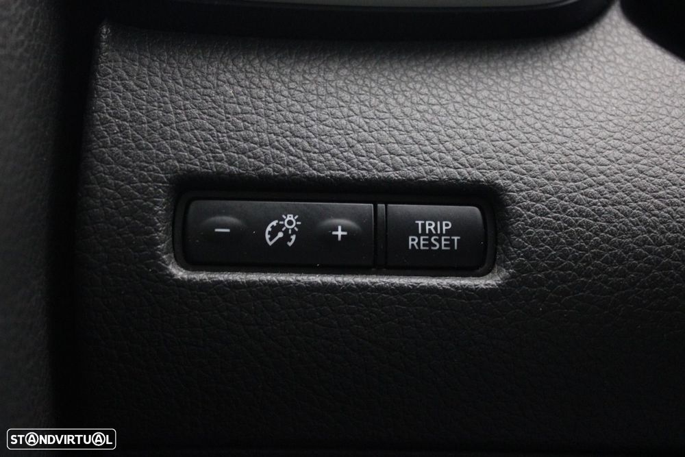 Nissan Qashqai 1.5 dCi Tekna — fotografia 12