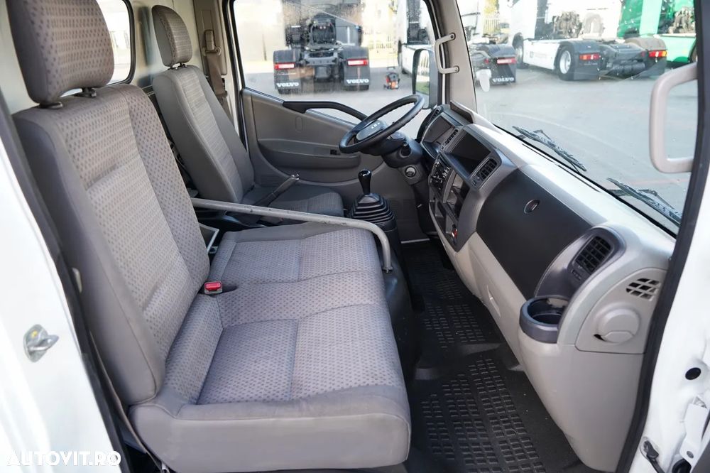 Nissan CABSTAR / ELEVATOR DE 20 DE METRI / GSR E200TE4 / DUBLU / CAPACITATE DE RIDICARE - 200 kg / 4 STABILIZATOARE / - 35