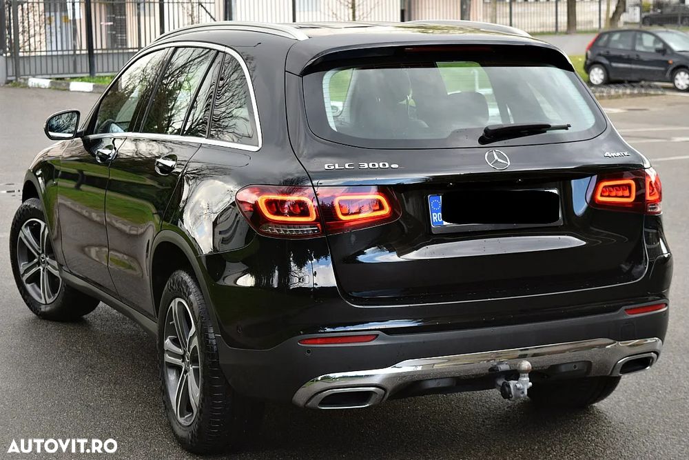 Mercedes-Benz GLC 300 e 4Matic 9G-TRONIC Edition AMG Line - 10