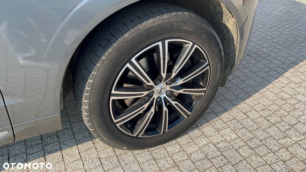 Volvo XC 60 B4 D AWD Inscription - 36