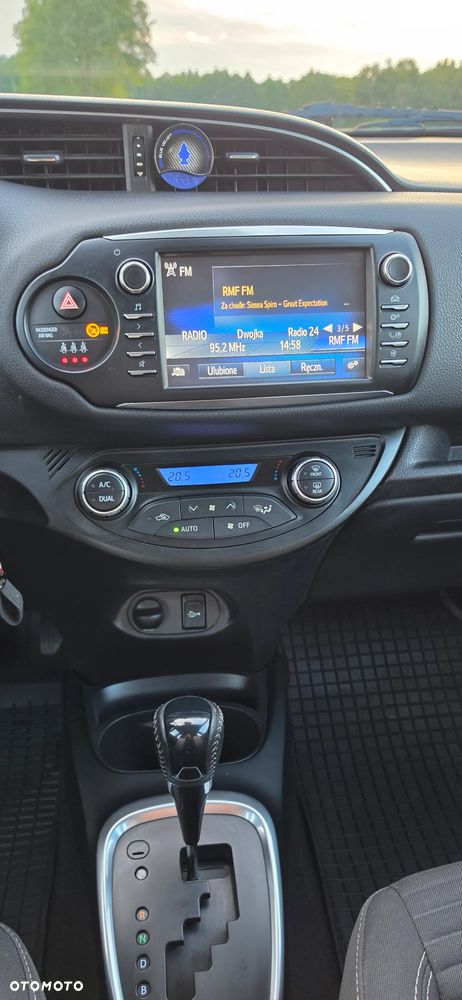 Toyota Yaris 1.5 VVT-i Team Deutschland - 19