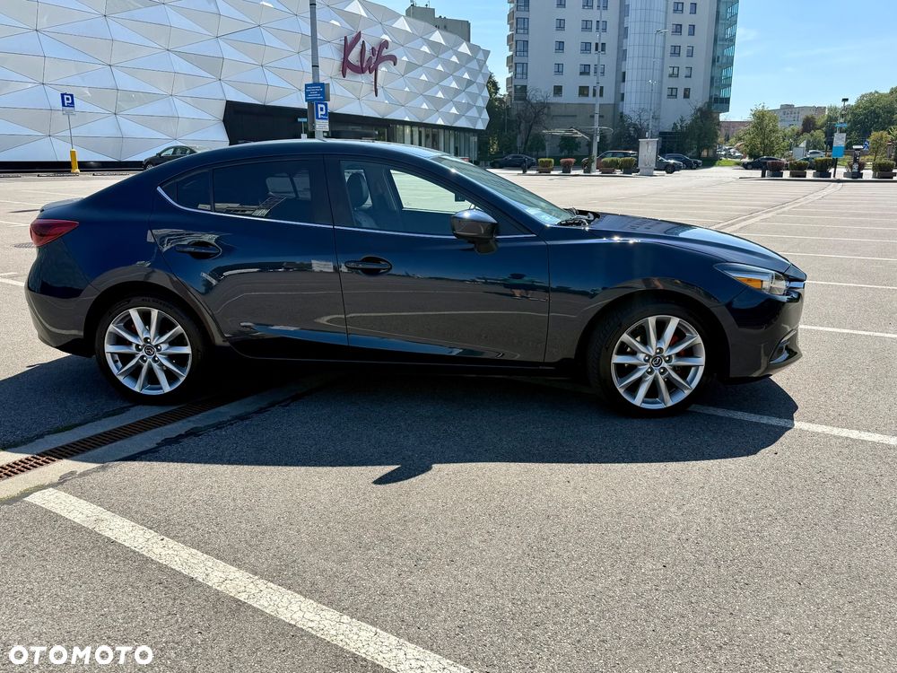 Mazda 3 - 7