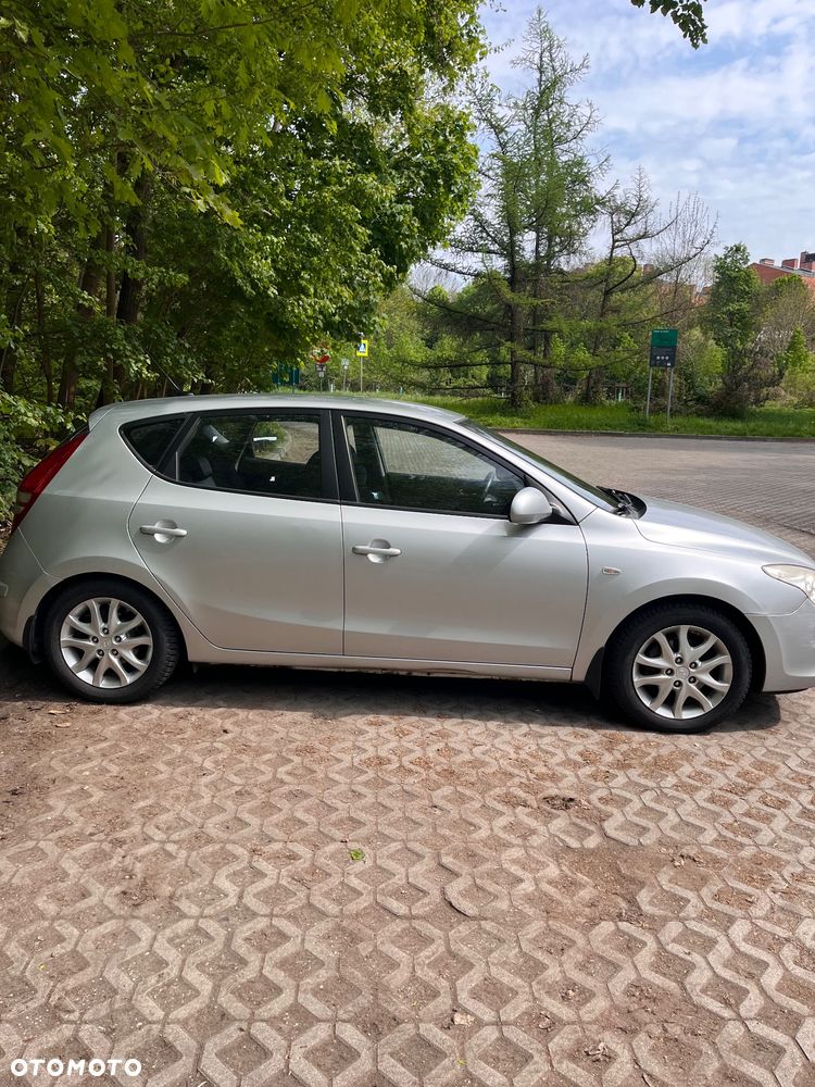 Hyundai i30 1.6 Comfort - 2
