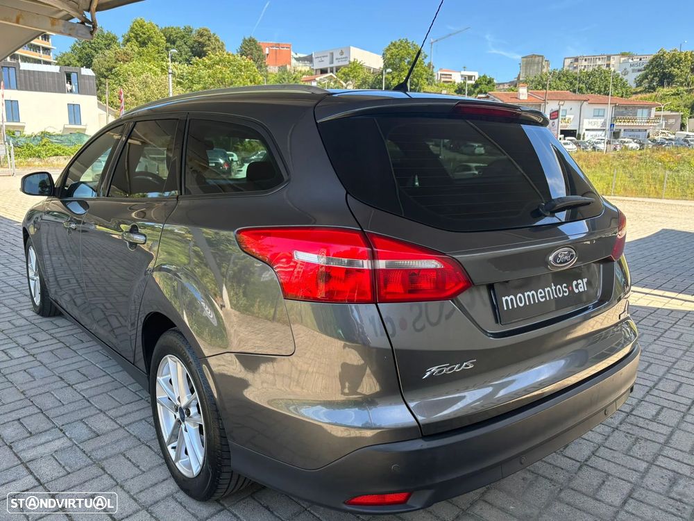 Ford Focus SW 1.0 EcoBoost S&S TREND - 3