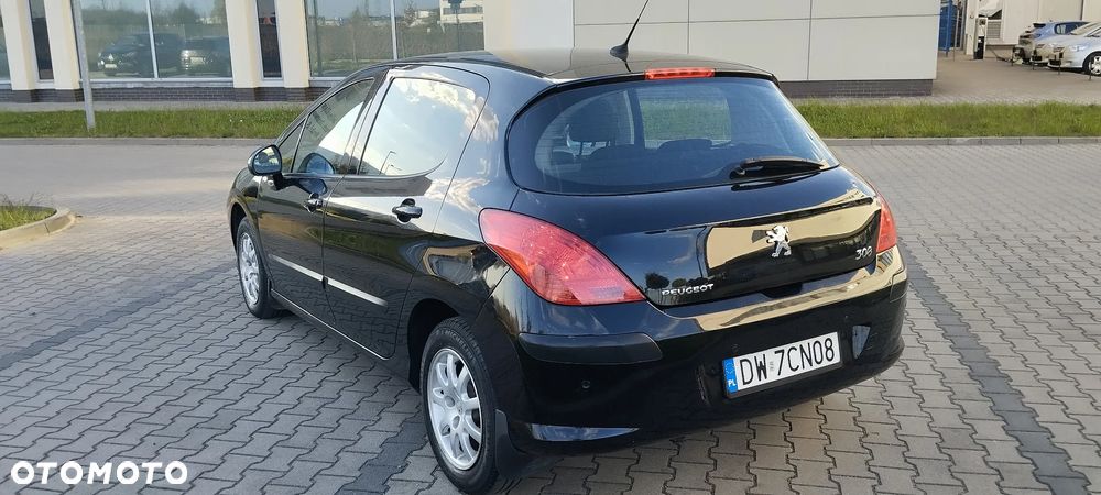 Peugeot 308 1.6 HDi Trendy Navtech - 3