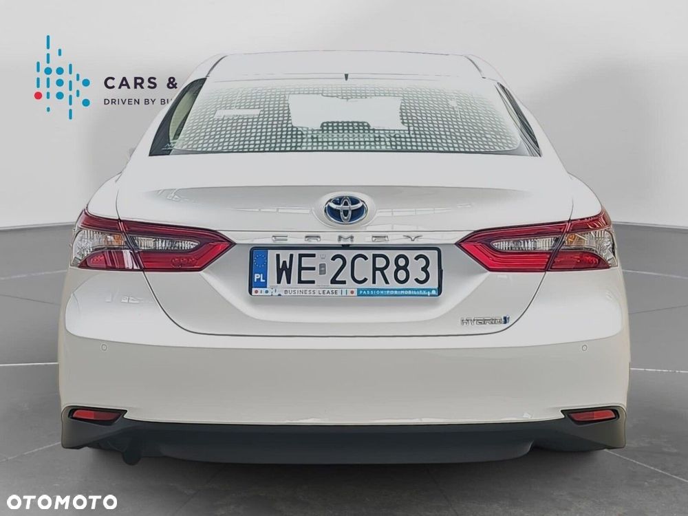 Toyota Camry 2.5 Hybrid Comfort CVT - 27