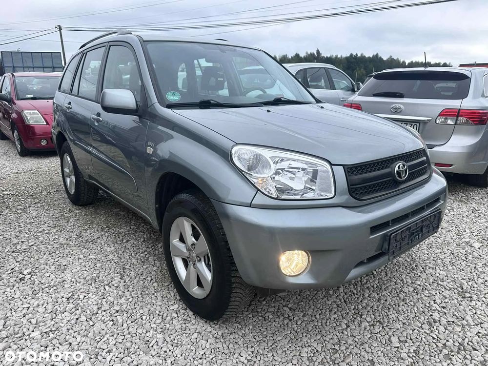 Toyota RAV4 2.0 VVT-i 4x4 - 6