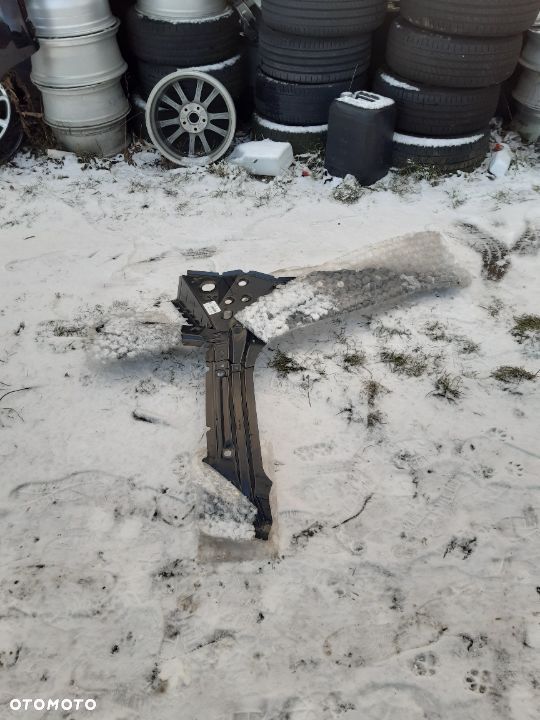 Wzmocnienie słupka C wewnętrzne lewe BMW X5 F15 7352069 BMW X5 M F85 - 2