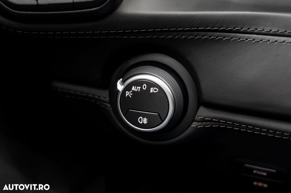 Ferrari 488 GTB - 38