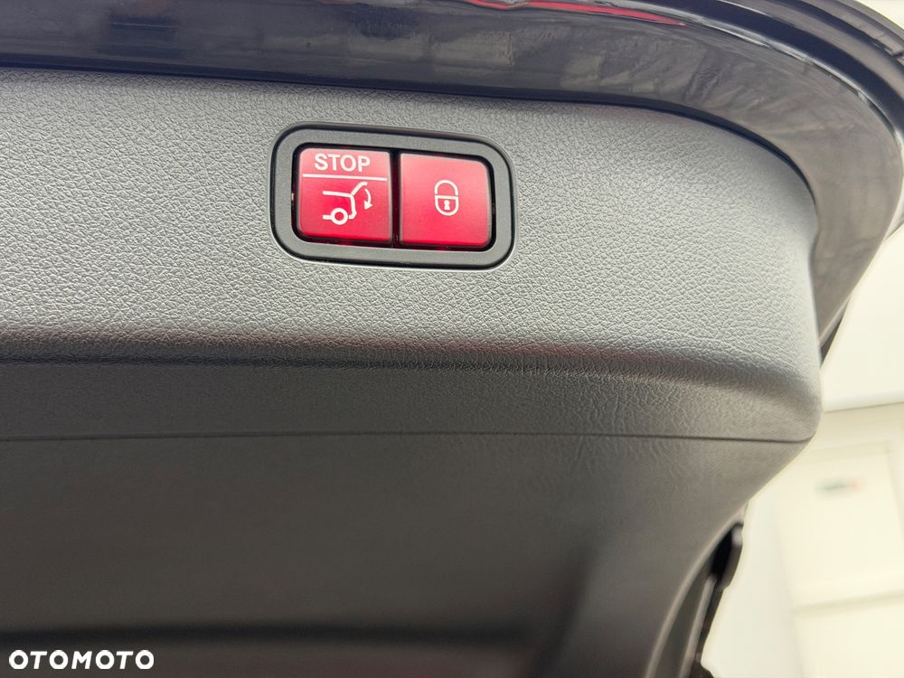 Mercedes-Benz Klasa C 200 9G-TRONIC - 13